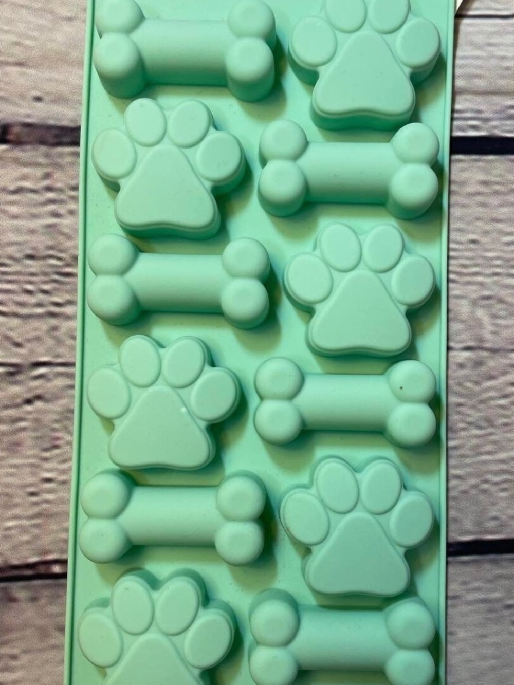 Silicone Shaped Candy Mold Chocolate Gummy Treat Dog Paw Print Bones Pet NEW